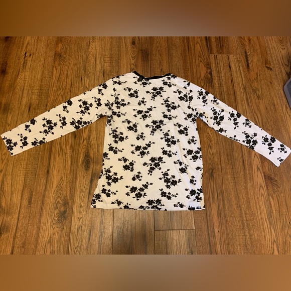 NEW Laura Floral Black & White 2-Piece Pyjama Set - Picture 3 of 6